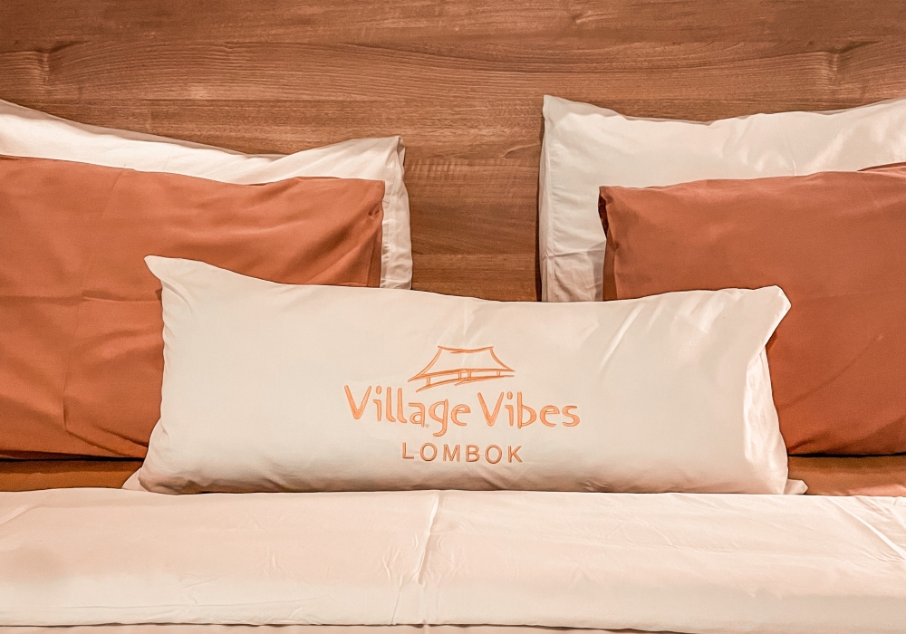 Interior view of Bungalow Queen