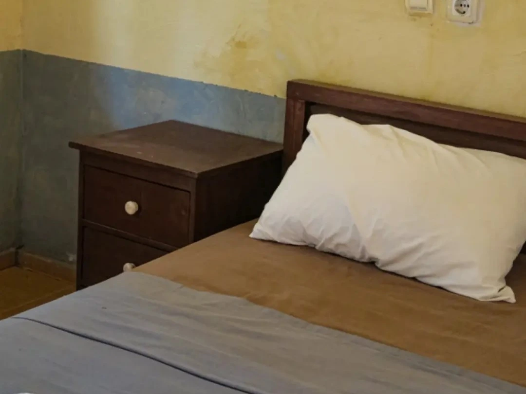 Interior view of Bungalow Queen